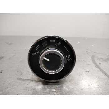 BOTON 4X4 7L6941435R 14 PINES 