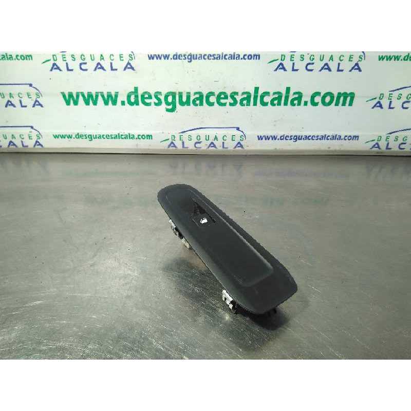 MANDO ELEVALUNAS DELANTERO DERECHO 96762292ZD 4 PINES 
