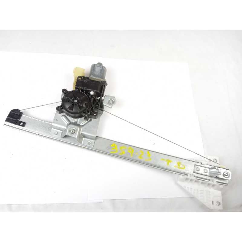 ELEVALUNAS TRASERO DERECHO CJ54S27000BH 