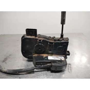 CERRADURA PUERTA TRASERA DERECHA 814203U000 4 PINES 