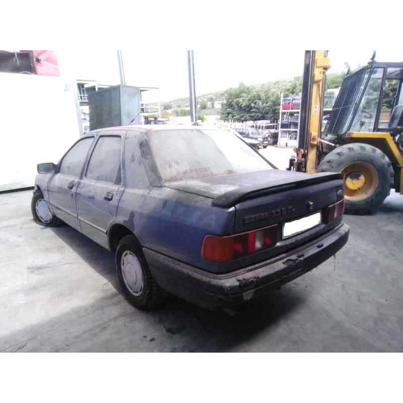 ford sierra berlina del año 1987