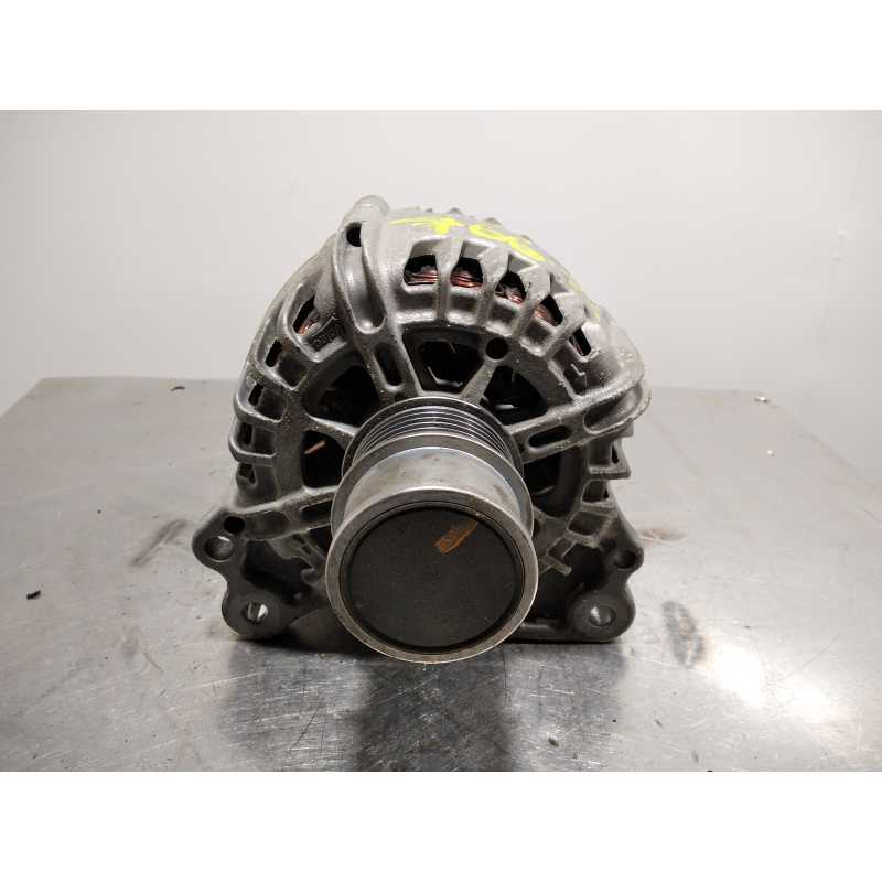ALTERNADOR 04E903015 