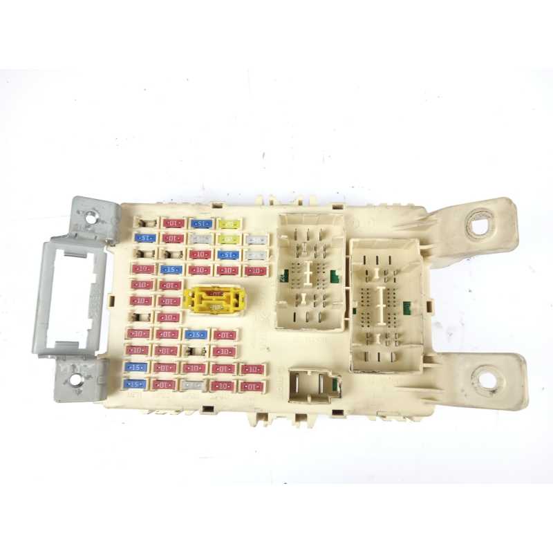 CAJA RELES / FUSIBLES 919511J030 