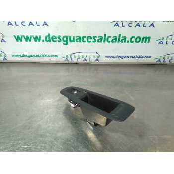 MANDO ELEVALUNAS TRASERO DERECHO 96762292ZD 4 PINES 