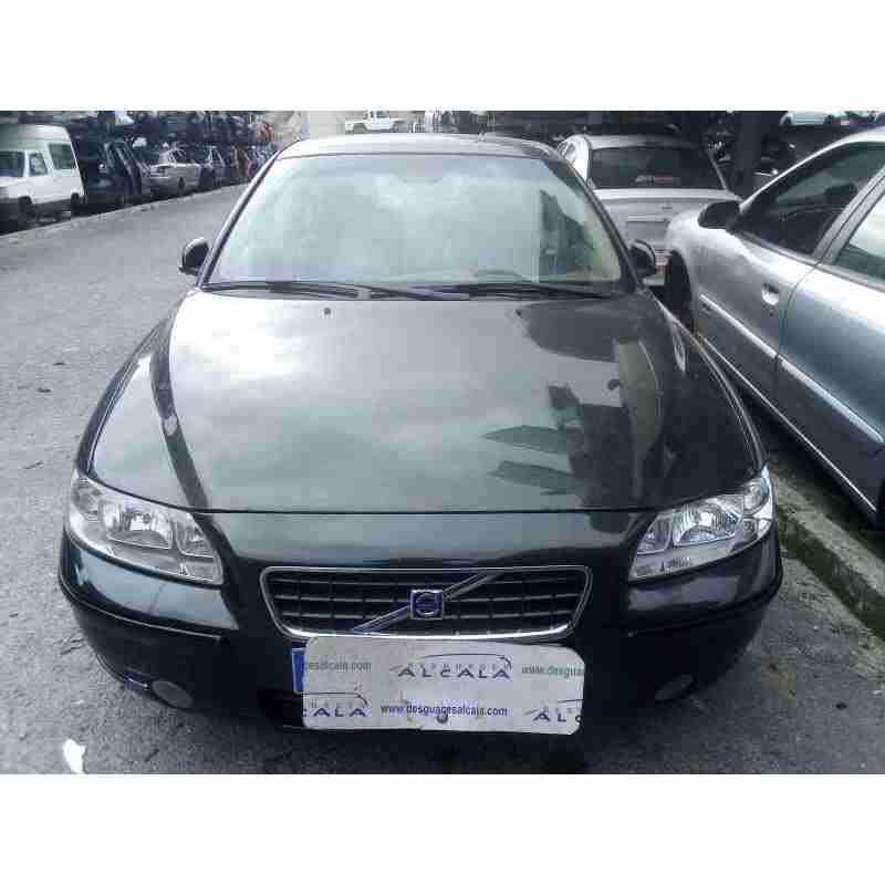 volvo s60 berlina del año 2005