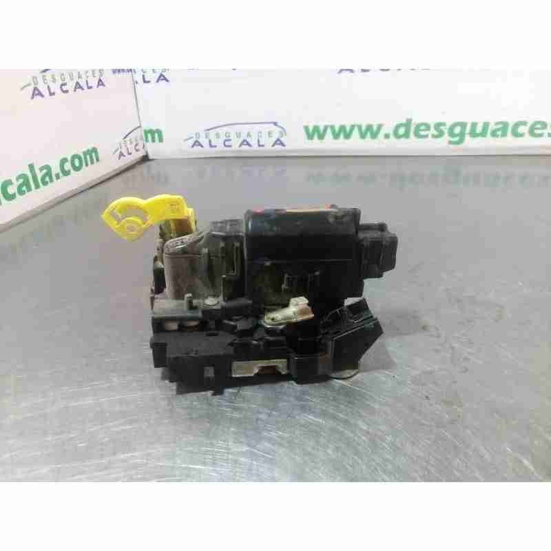 CERRADURA PUERTA TRASERA DERECHA 805038137R 2 PINES 