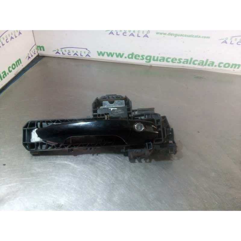 MANETA EXTERIOR DELANTERA DERECHA A2047602234 