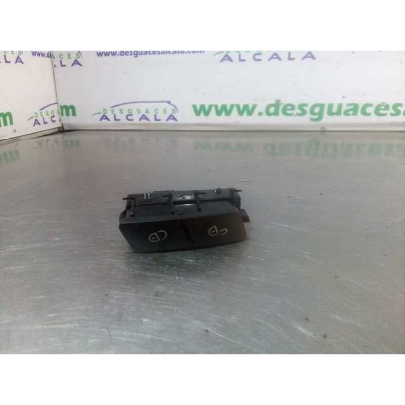 BOTON CIERRE CENTRALIZADO A2049058502 3 PINES 