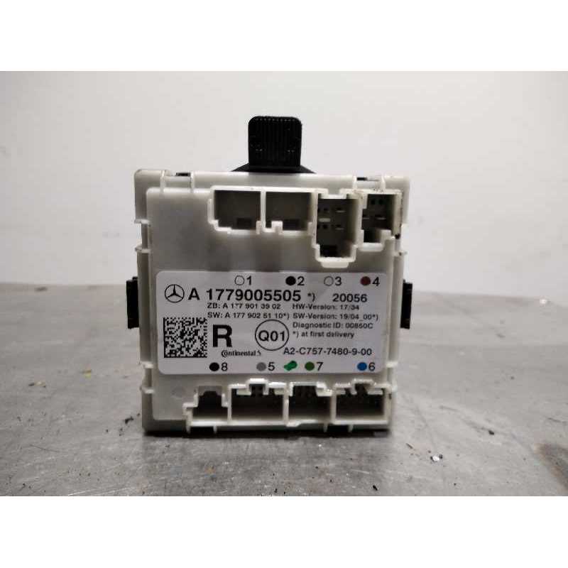 CENTRALITA PUERTA TRASERA DERECHA A1779005505 A1779013902 A1779025110