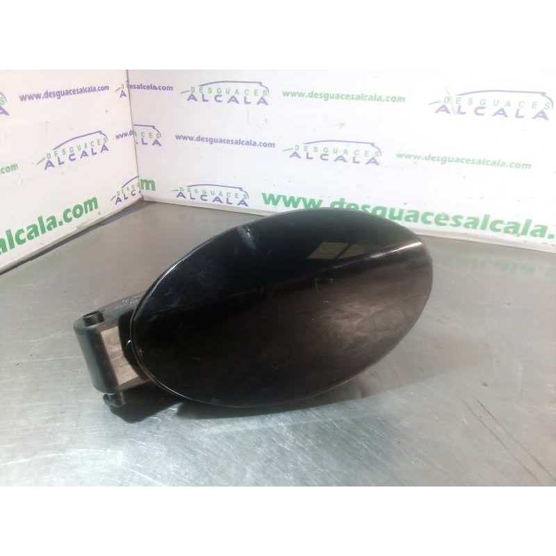 TAPA EXTERIOR COMBUSTIBLE A2076300167 
