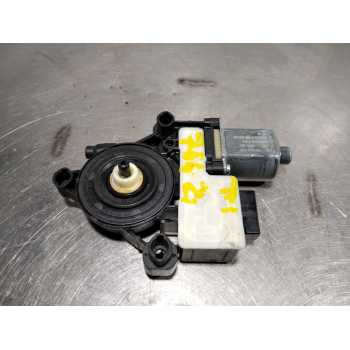MOTOR ELEVALUNAS TRASERO IZQUIERDO 0130822725 