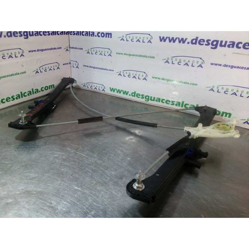 ELEVALUNAS DELANTERO IZQUIERDO 8V3837461A ELECTRICO FALTA MOTOR