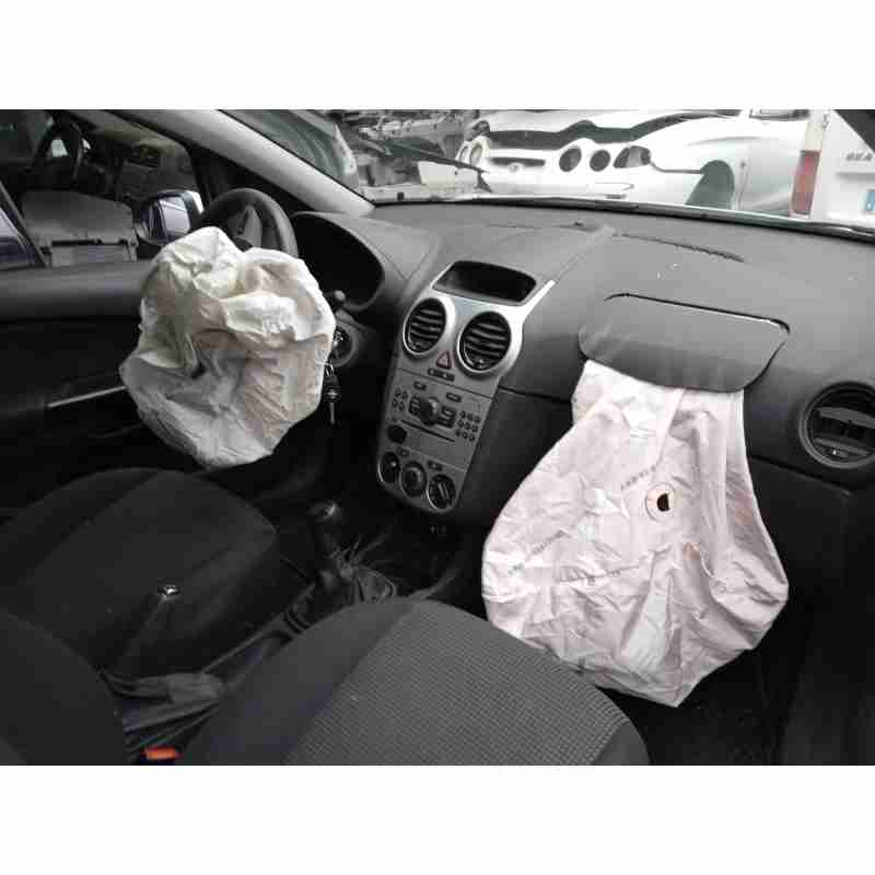 opel corsa d del año 2012