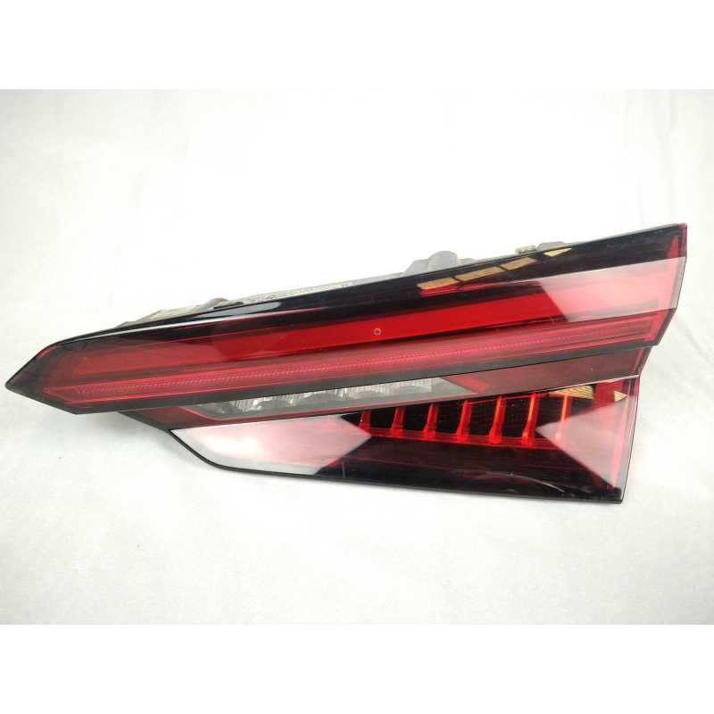 PILOTO TRASERO DERECHO INTERIOR 8W6945094G 
