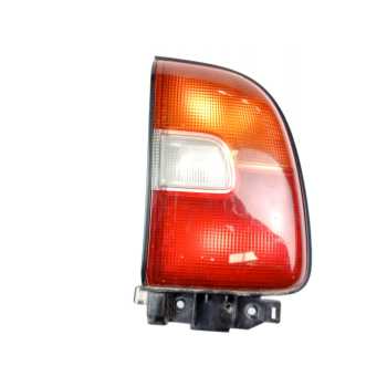 PILOTO TRASERO DERECHO 8155042020 