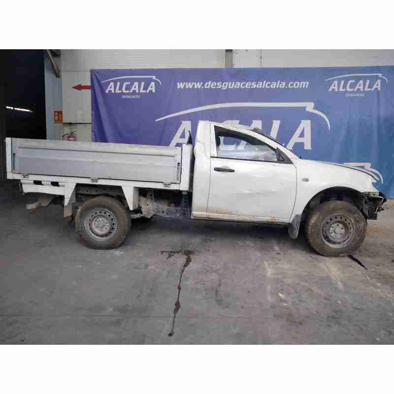 mitsubishi l 200 2.5 tdi ka0t (2012-2018) del año 2012