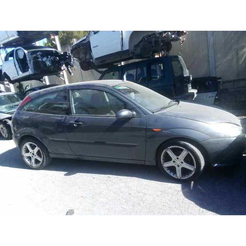 ford focus berlina (cak) del año 2004