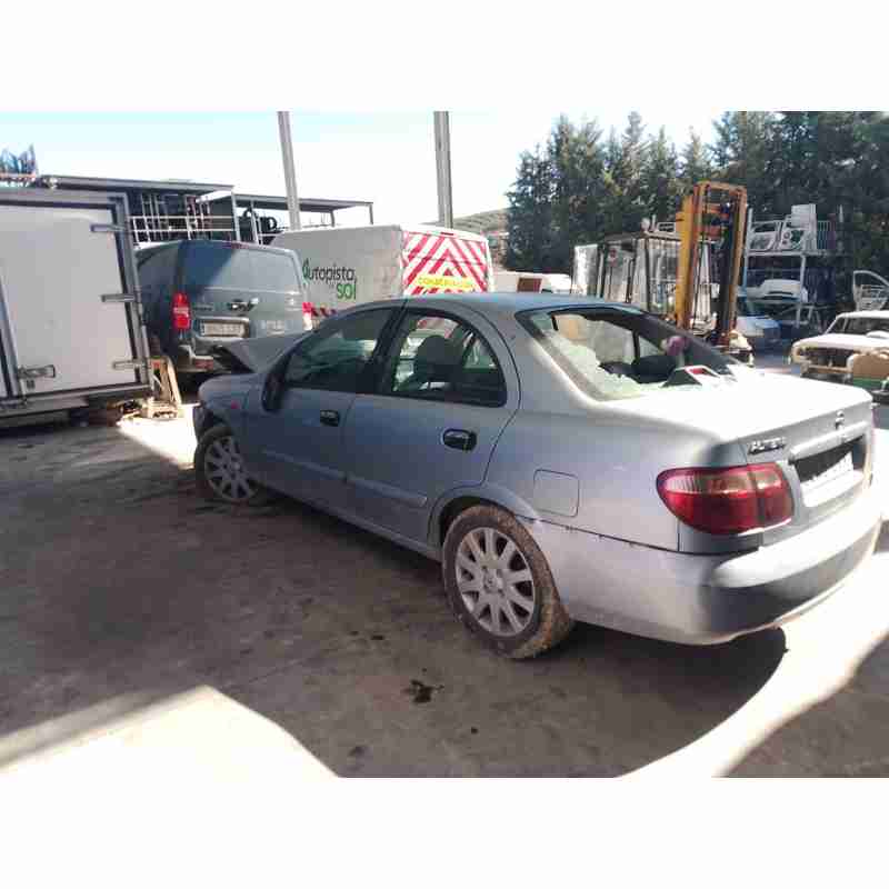 nissan almera ii (n16) del año 2004