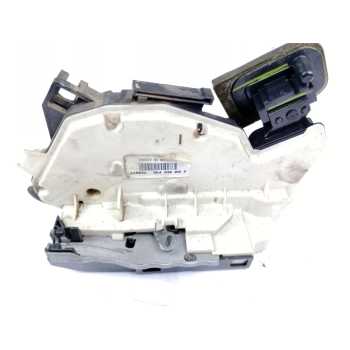 CERRADURA PUERTA TRASERA IZQUIERDA 5K4839015F 