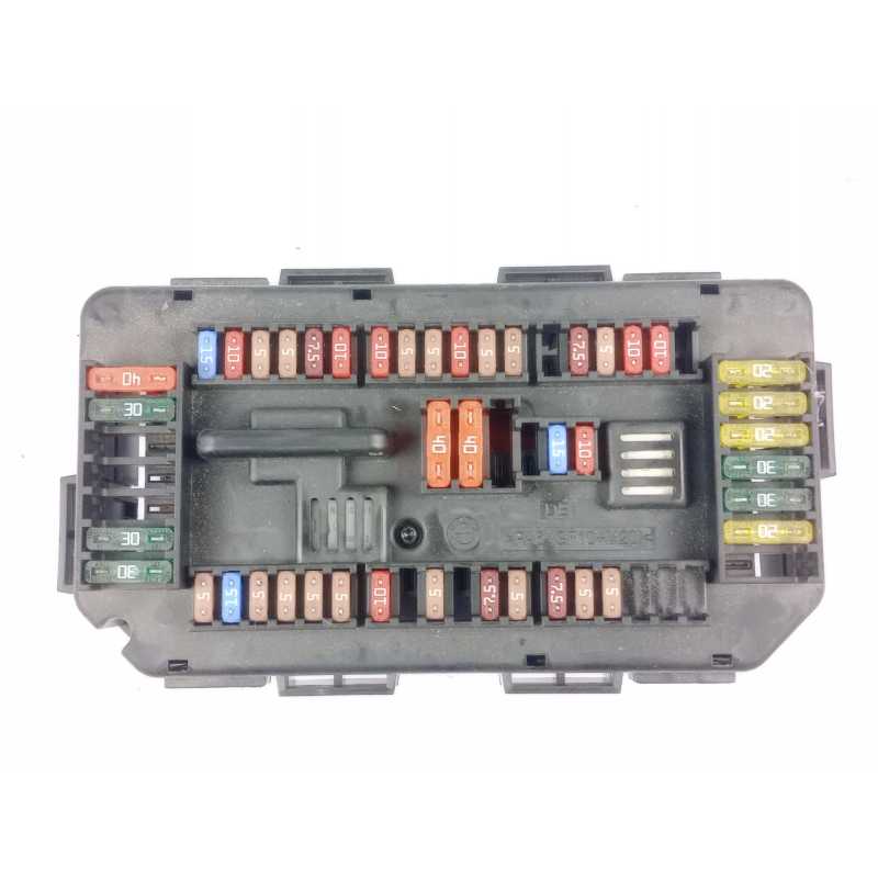 CAJA RELES / FUSIBLES 922487904 