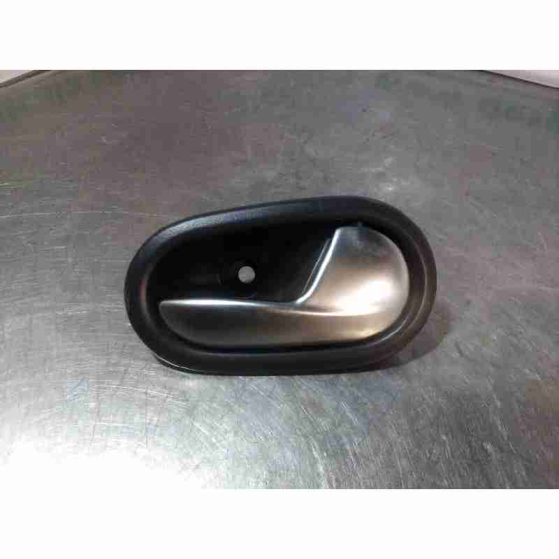 MANETA INTERIOR DELANTERA DERECHA 826721919R 