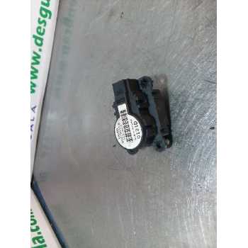 MOTOR TRAMPILLA CALEFACCION VHB3030003E 6 PINES 