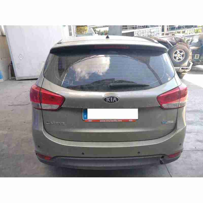 kia carens ( ) del año 2015
