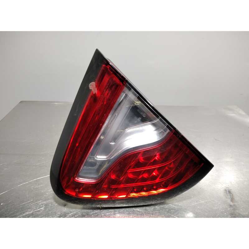 PILOTO TRASERO DERECHO INTERIOR 265501712R 