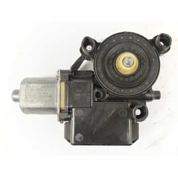 MOTOR ELEVALUNAS TRASERO DERECHO 0130822533 6R0959812F
