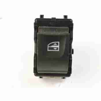 MANDO ELEVALUNAS DELANTERO DERECHO 254218614R  OEM 254218614R
