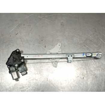 ELEVALUNAS DELANTERO IZQUIERDO 82450Q0010 