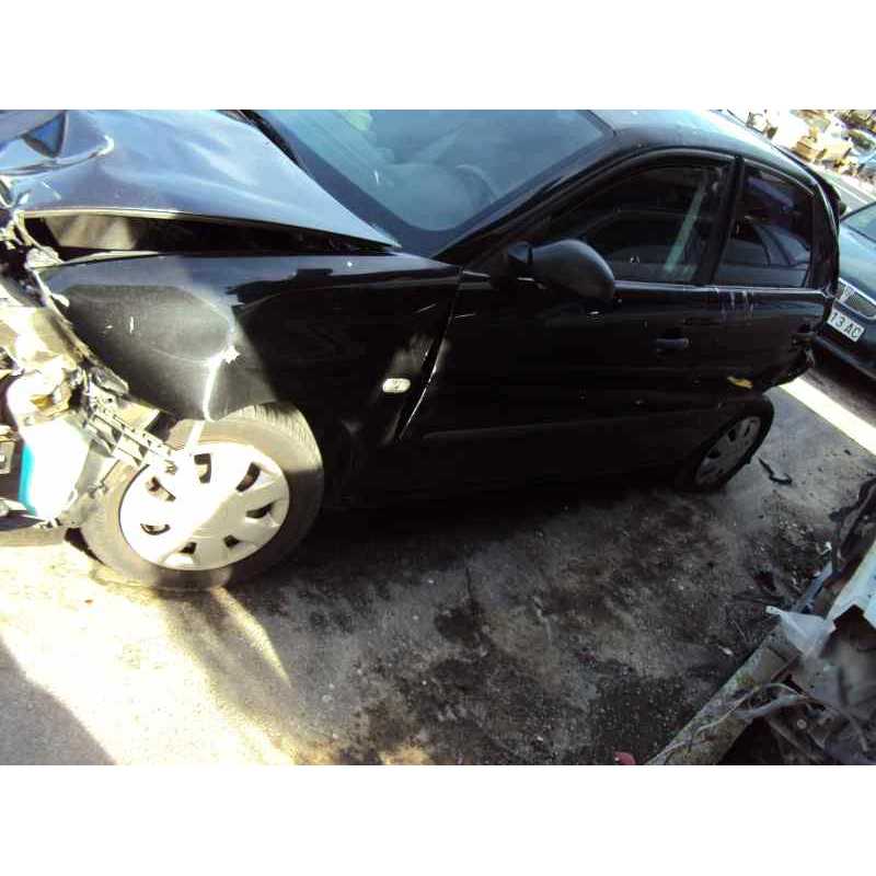seat ibiza (6l1) del año 2002