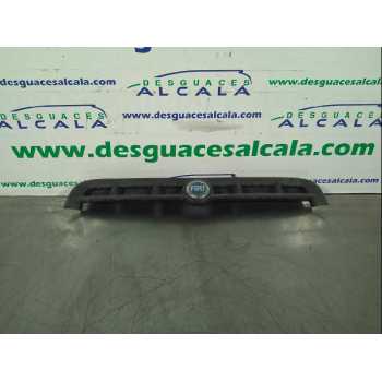 REJILLA DELANTERA 