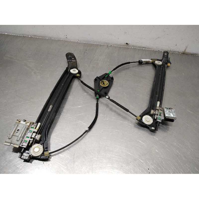 ELEVALUNAS DELANTERO IZQUIERDO 8T8837461 