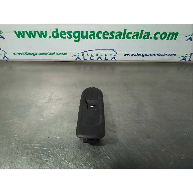 MANDO ELEVALUNAS DELANTERO DERECHO DELPHI 4 PINES