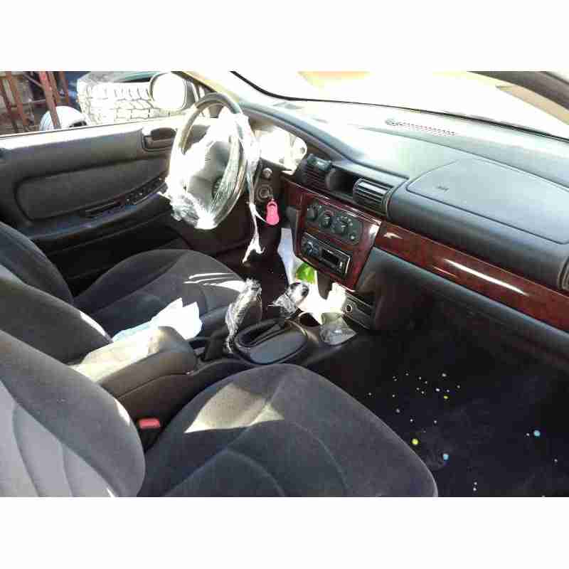 chrysler sebring berlina (jr41) del año 2001