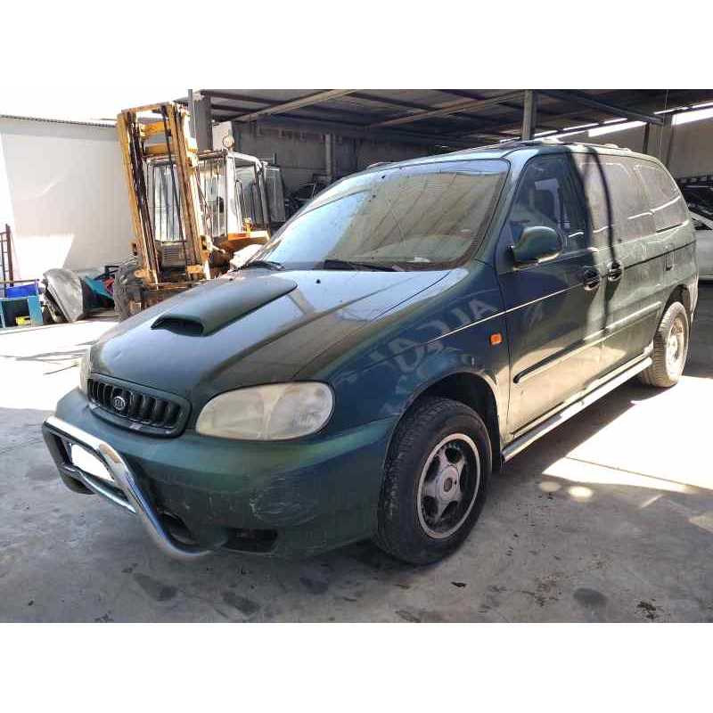 kia carnival del año 2000