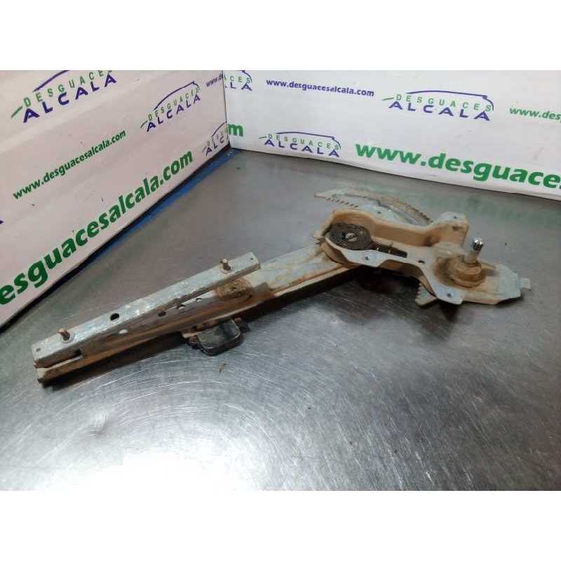ELEVALUNAS DELANTERO DERECHO MANUAL 