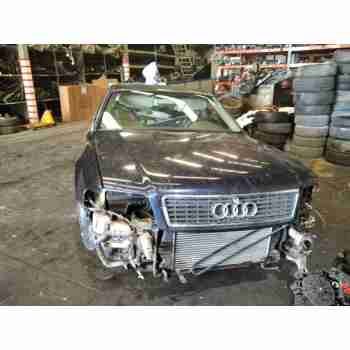 AUDI A8 (D2) de desguace