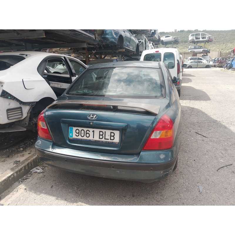 hyundai elantra iii sedán (xd) del año 2001