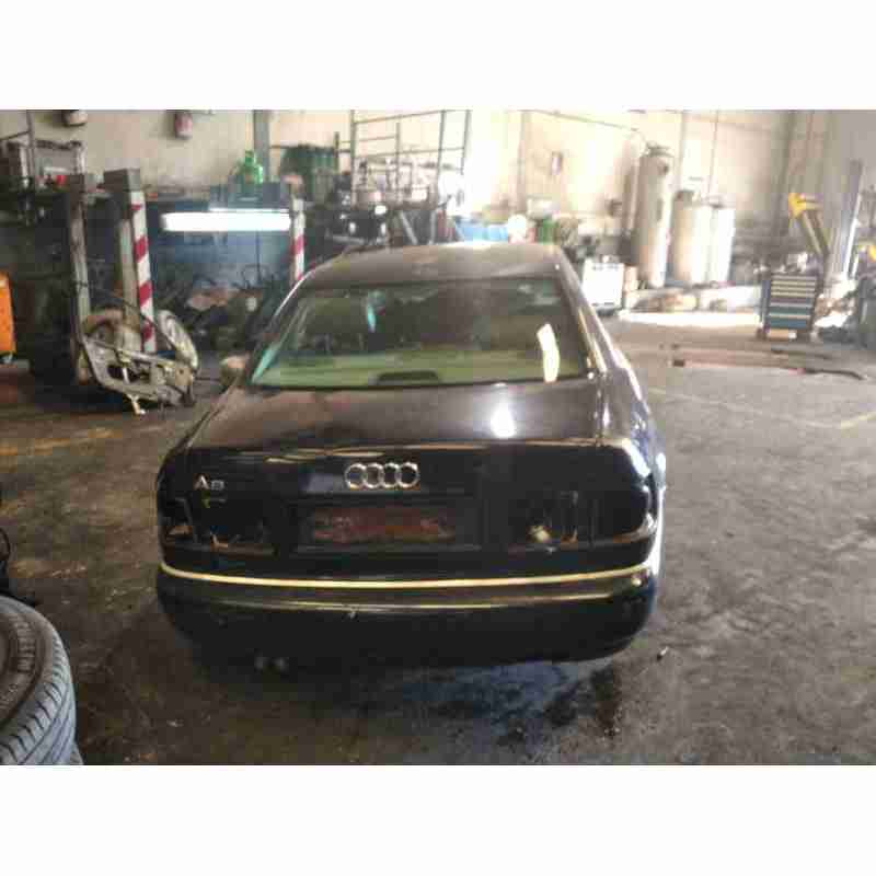 audi a8 (d2) del año 2001