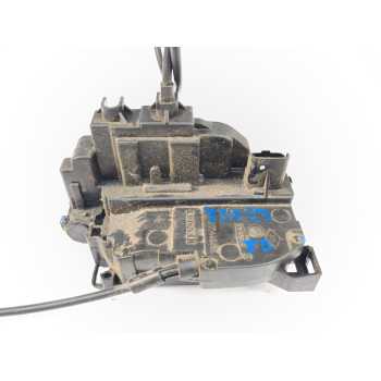 CERRADURA PUERTA TRASERA DERECHA 825020004R 