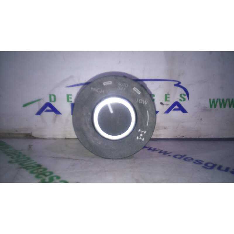 BOTON 4X4 7L6941435K 14 PINES 