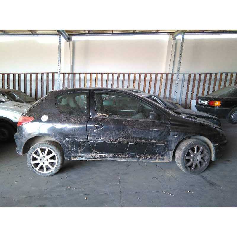 peugeot 206 berlina del año 2003