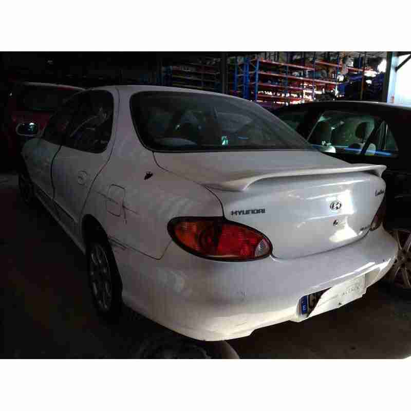 hyundai lantra berlina (rd) del año 1998