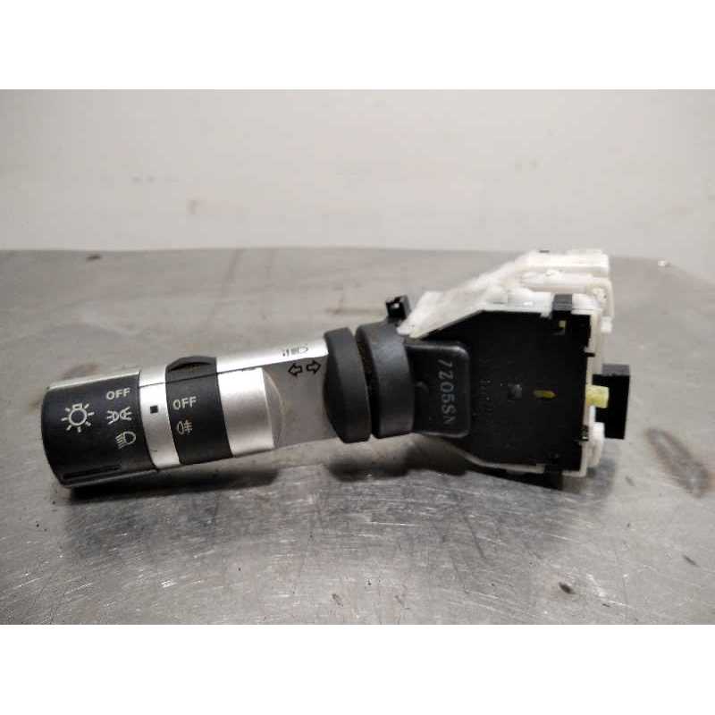 MANDO LUCES 7Z05SN 8 PINES 