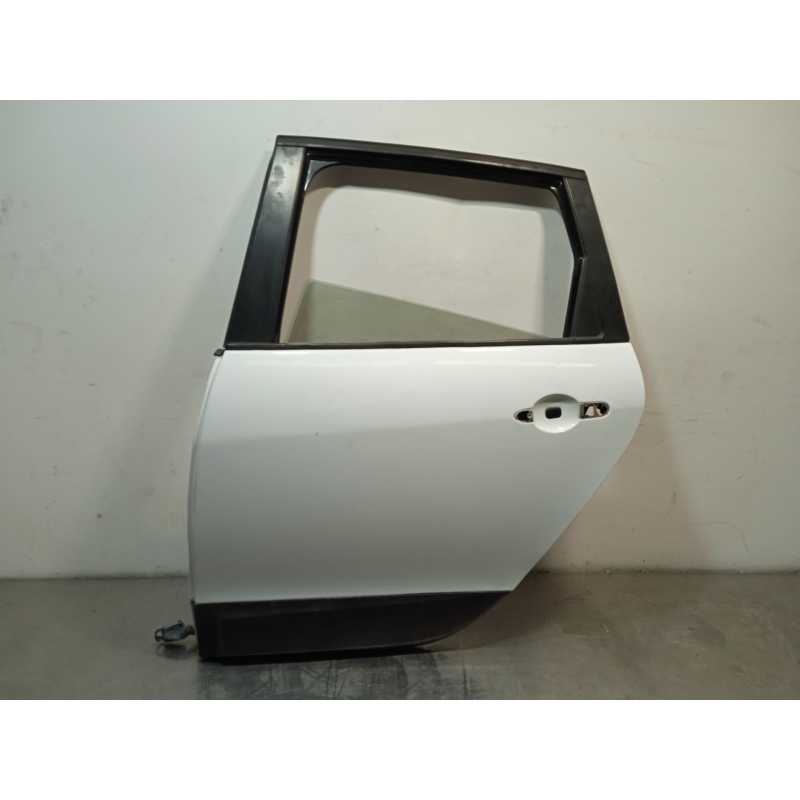 PUERTA TRASERA IZQUIERDA 821017991R 