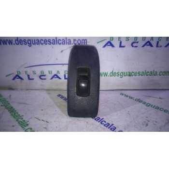 MANDO ELEVALUNAS TRASERO IZQUIERDO MR445659 1710D7 3 PINES