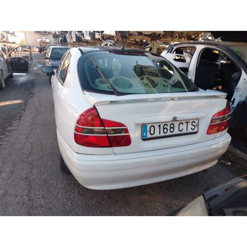 mitsubishi carisma (da_) del año 2004