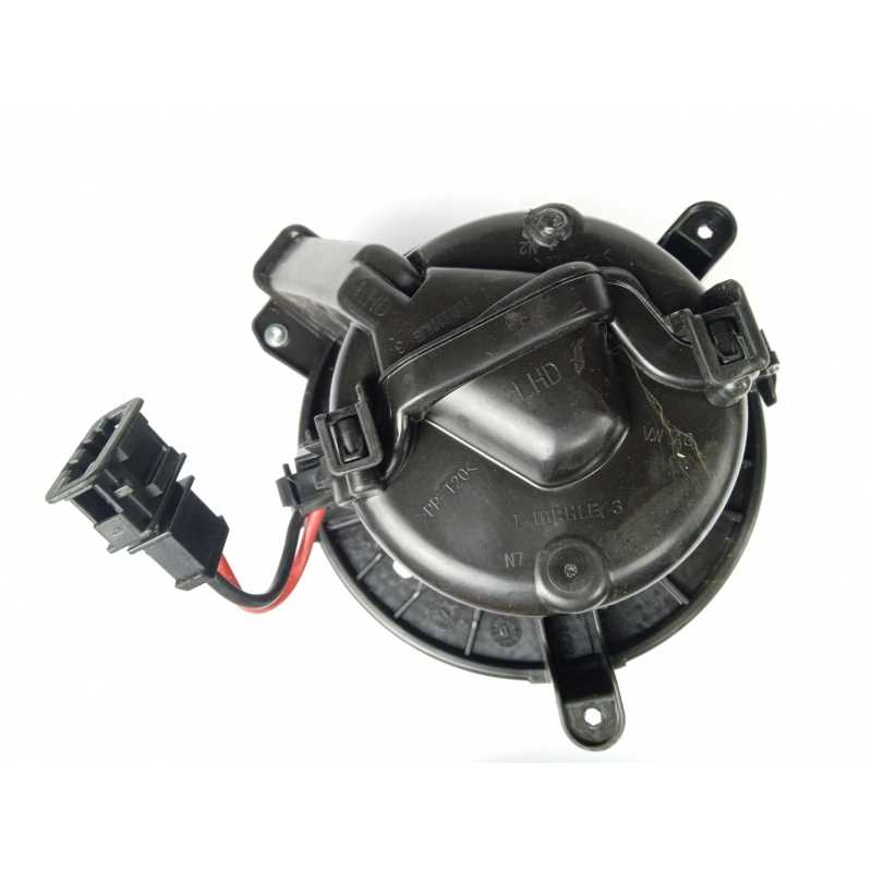 MOTOR CALEFACCION 2Q1819021 